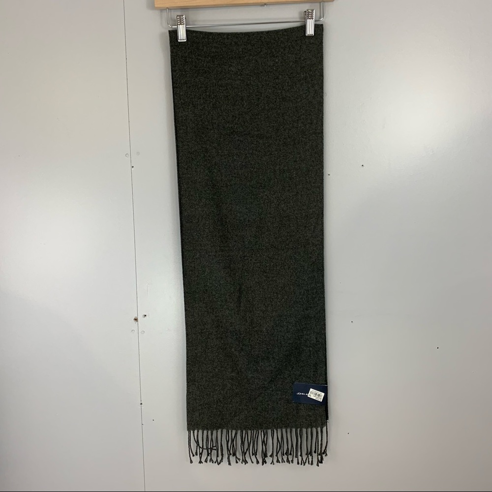 New! John Ashford Scarf Dark Grey Heather Fringe